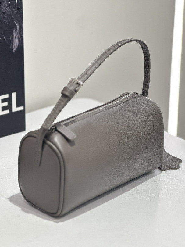 Customizable Cowhide Shoulder Pen Holder Bag for Women