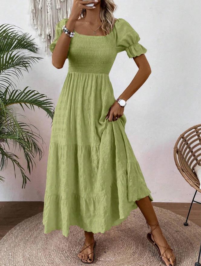 Square-neck Waist-cinched Elegant Short-sleeved Dress