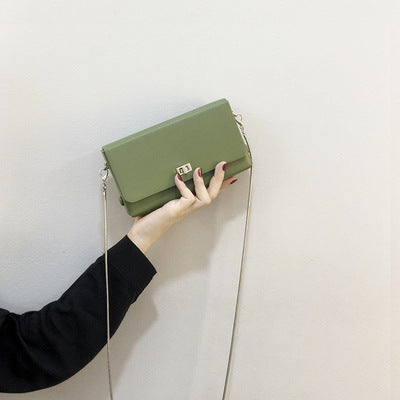 Womens Chain Crossbody Phone Bag - Versatile and Trendy