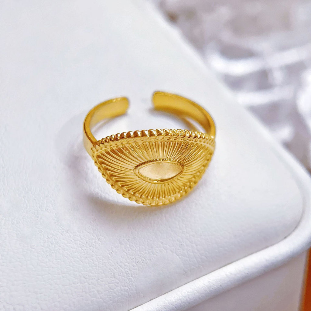 Stainless Steel Heart-shaped Ring for Women - Trendy Accessory