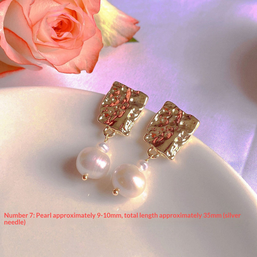 New Natural Freshwater Pearl Stud Earrings - Elegant & Timeless