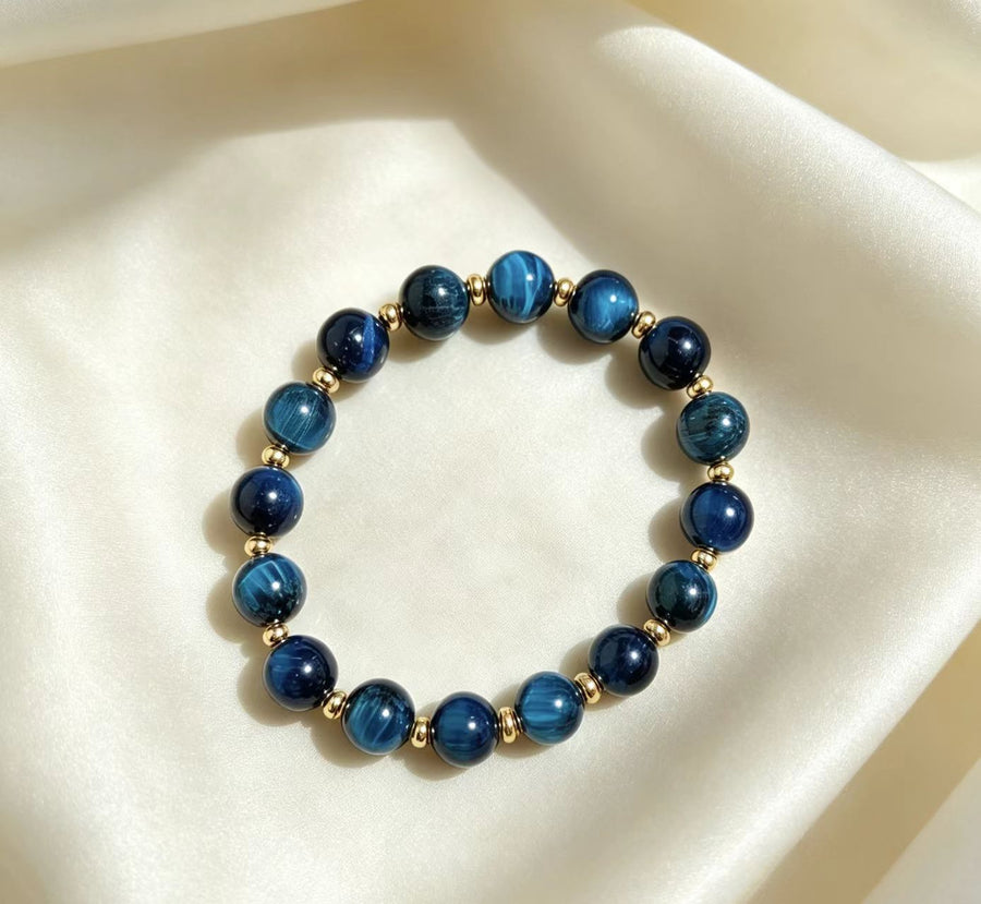 Womens Versatile Natural Stone Bracelet with Pumice Stone